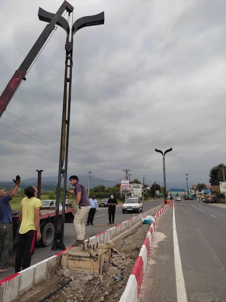 پایه چراغ خیابانی