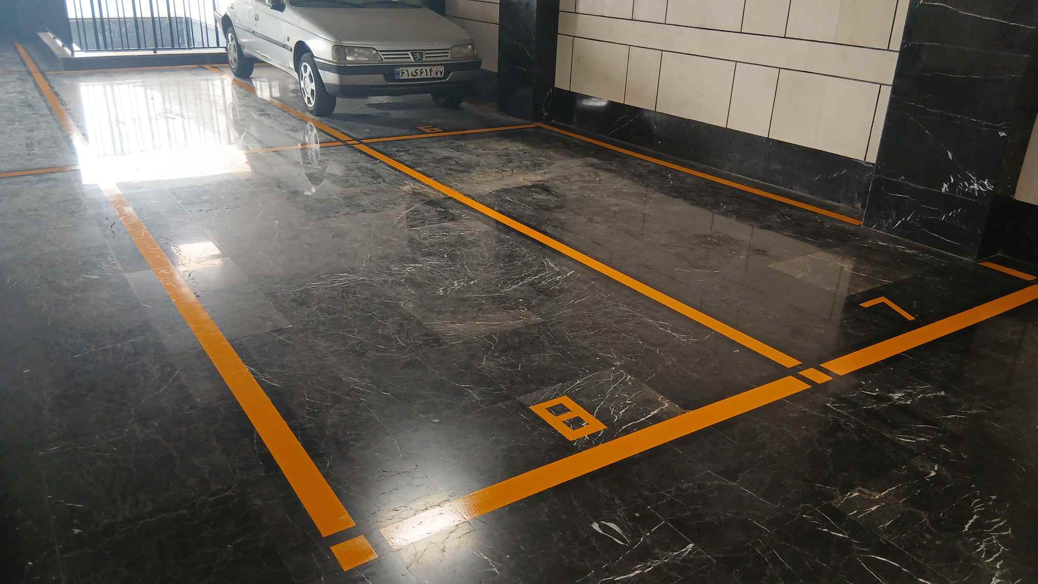 خط‌کشی پارکینگ